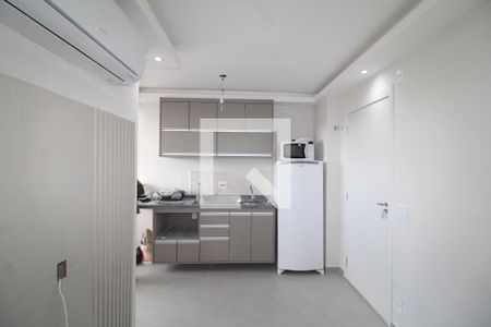 Sala / Cozinha de apartamento para alugar com 2 quartos, 40m² em Parada Inglesa, São Paulo