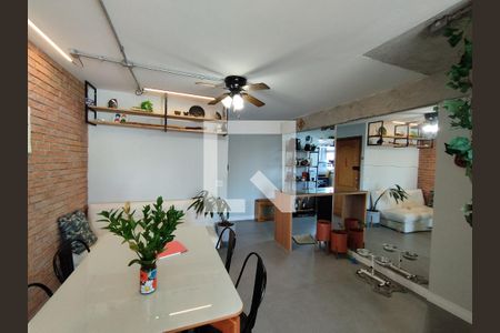 Sala  de apartamento à venda com 2 quartos, 63m² em Vila Gumercindo, São Paulo