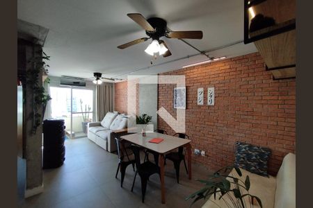Sala  de apartamento à venda com 2 quartos, 63m² em Vila Gumercindo, São Paulo