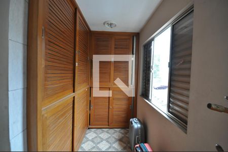 Closet de casa à venda com 2 quartos, 120m² em Conjunto Habitacional Jova Rural, São Paulo