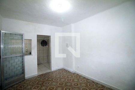 Casa à venda com 1 quarto, 75m² em Rocha Miranda, Rio de Janeiro