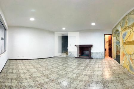 Casa à venda com 3 quartos, 228m² em Jardim Monte Kemel, São Paulo