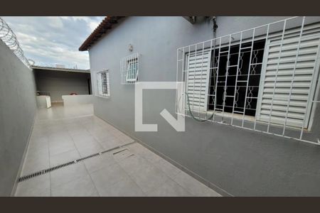 Casa para alugar com 3 quartos, 180m² em Umuarama, Uberlândia