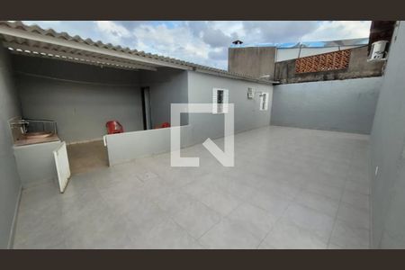 Casa para alugar com 3 quartos, 180m² em Umuarama, Uberlândia