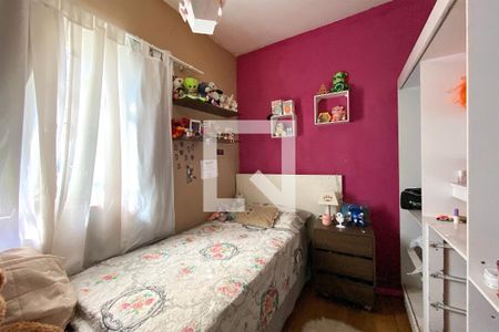Quarto 2 de casa à venda com 3 quartos, 218m² em Goiânia, Belo Horizonte
