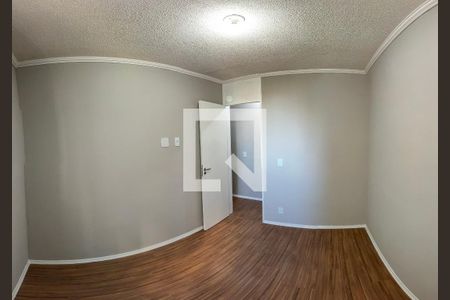 Quarto 1 de apartamento para alugar com 2 quartos, 43m² em Vila Pirajussara, São Paulo