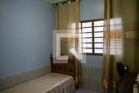 Casa à venda com 3 quartos, 372m² em Setor Caravelo, Goiânia