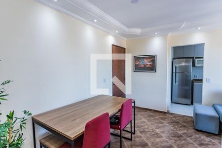 Sala de apartamento para alugar com 2 quartos, 65m² em Parque Maria Domitila, São Paulo