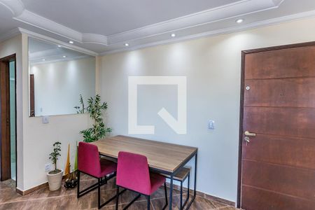 Sala de apartamento para alugar com 2 quartos, 65m² em Parque Maria Domitila, São Paulo