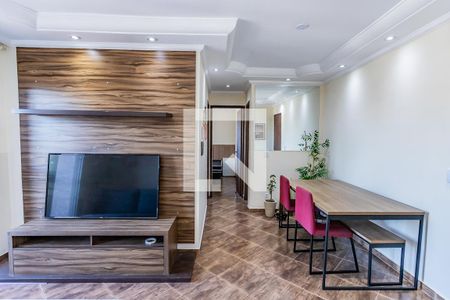 Sala de apartamento para alugar com 2 quartos, 65m² em Parque Maria Domitila, São Paulo