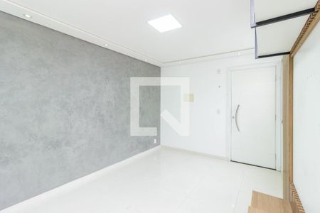 Sala de apartamento para alugar com 2 quartos, 45m² em Jaraguá, São Paulo