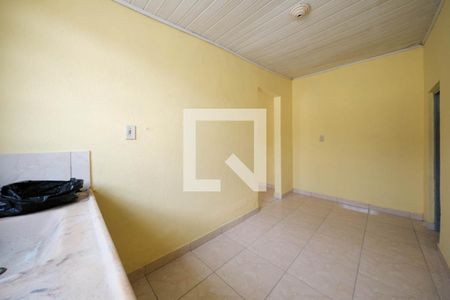 Sala/Cozinha de casa para alugar com 1 quarto, 32m² em Parque Boturussu, São Paulo