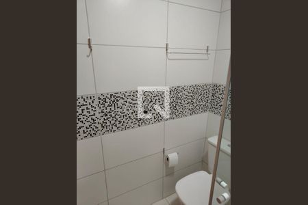Banheiro de apartamento para alugar com 2 quartos, 48m² em Vila Alzira, Guarulhos