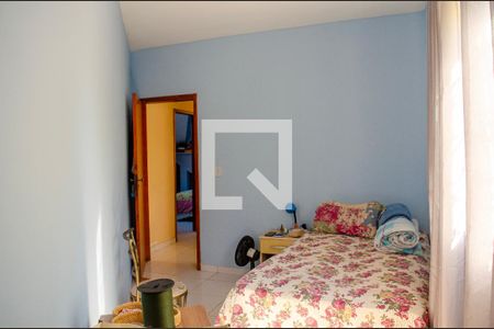 Quarto 2 de casa à venda com 5 quartos, 220m² em Feliz, Goiânia