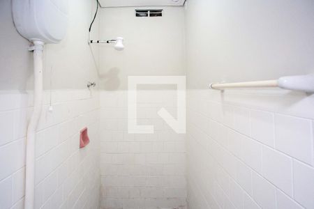 Banheiro de casa para alugar com 1 quarto, 23m² em Piraporinha, Diadema