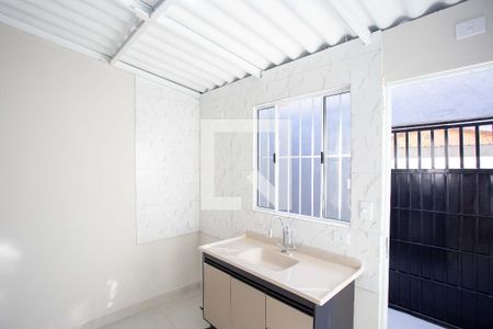 Cozinha de casa para alugar com 1 quarto, 23m² em Piraporinha, Diadema