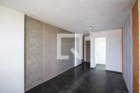 Sala de apartamento para alugar com 2 quartos, 56m² em Mutondo, São Gonçalo