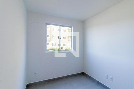Quarto 1 de apartamento para alugar com 2 quartos, 45m² em Cidade Industrial de Curitiba, Curitiba