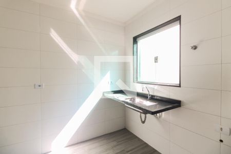 Cozinha  de kitnet/studio para alugar com 1 quarto, 28m² em Vila Sao Geraldo, São Paulo