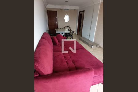 Sala de apartamento para alugar com 3 quartos, 120m² em Casa Grande, Rio das Ostras