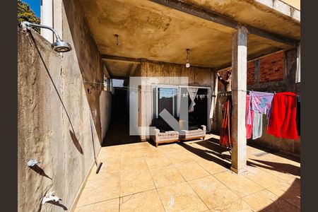 Fundos  de casa à venda com 6 quartos, 315m² em Vila Sao Silvestre, Barueri