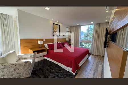 Suíte 1 de casa de condomínio para alugar com 1 quarto, 246m² em Castelânea, Petrópolis