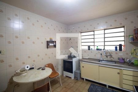 Cozinha  de casa à venda com 4 quartos, 210m² em Vila Mazzei, São Paulo