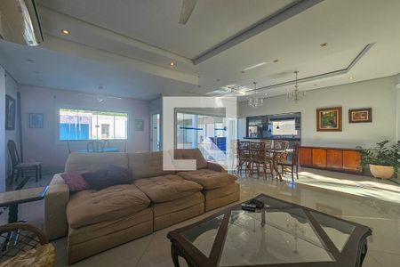 Casa de Condomínio para alugar com 5 quartos, 380m² em Balneario Praia do Pernambuco, Guarujá