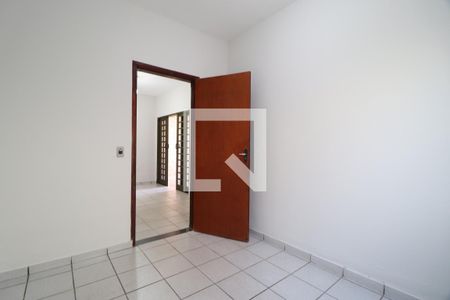 Quarto 1 de casa para alugar com 3 quartos, 119m² em Santa Rosa, Uberlândia