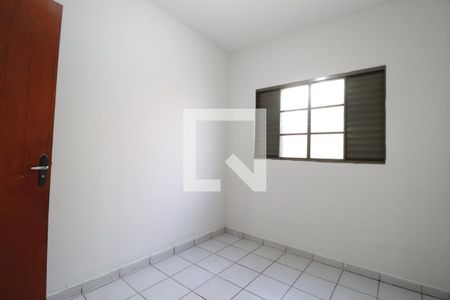 Quarto 1 de casa para alugar com 3 quartos, 119m² em Santa Rosa, Uberlândia