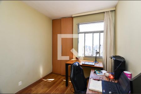 Quarto 2 de apartamento para alugar com 2 quartos, 80m² em Serra, Belo Horizonte