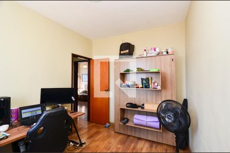 Quarto 2 de apartamento para alugar com 2 quartos, 80m² em Serra, Belo Horizonte