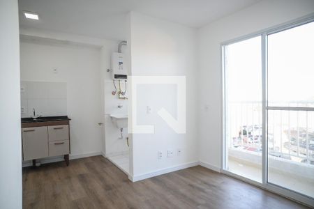 Sala de apartamento para alugar com 2 quartos, 38m² em Jardim Imperador (zona Sul), São Paulo