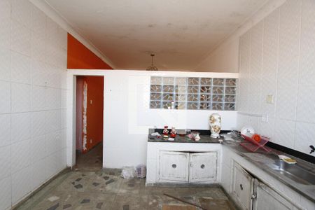 Cozinha de casa à venda com 6 quartos, 370m² em Caiçaras, Belo Horizonte