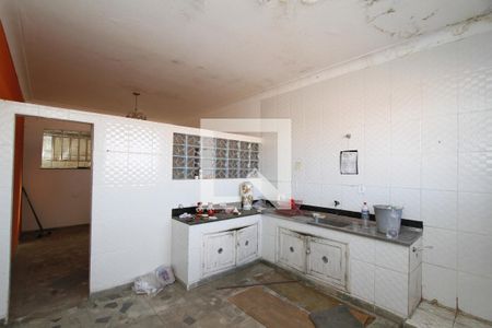 Cozinha de casa à venda com 6 quartos, 370m² em Caiçaras, Belo Horizonte