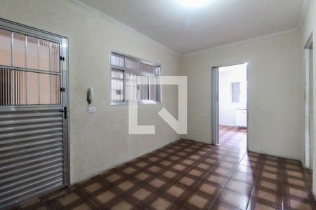 Sala de casa para alugar com 4 quartos, 150m² em Jardim Casa Pintada, São Paulo