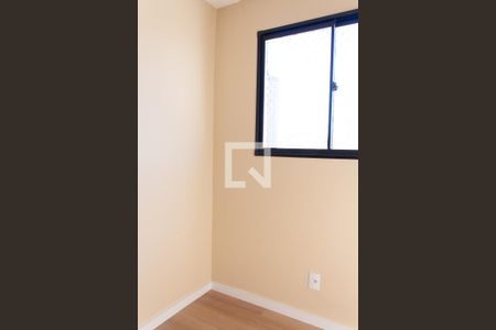 Quarto 1 de apartamento para alugar com 2 quartos, 40m² em Jardim Aeroporto, São Paulo