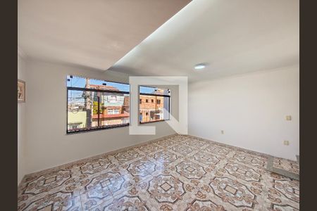 Sala de casa à venda com 3 quartos, 350m² em Carandiru, São Paulo