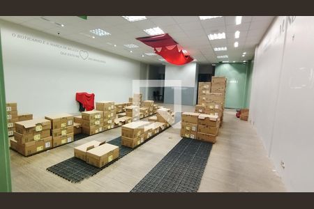 Casa para alugar com 1 quarto, 554m² em Centro, Suzano