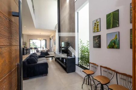 Sala de casa de condomínio para alugar com 4 quartos, 267m² em Jardim Pioneira, Cotia