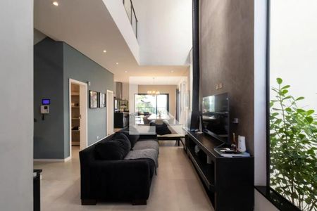 Sala de casa de condomínio para alugar com 4 quartos, 267m² em Jardim Pioneira, Cotia
