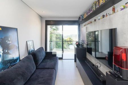 Sala de casa de condomínio para alugar com 4 quartos, 267m² em Jardim Pioneira, Cotia
