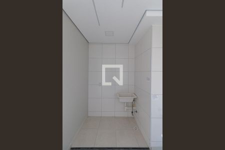 Sala/Cozinha/Área de Serviço  de apartamento para alugar com 2 quartos, 34m² em Vila Norma, São Paulo