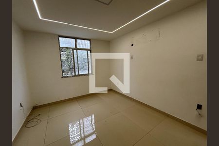 Sala de casa para alugar com 2 quartos, 100m² em Quintino Bocaiúva, Rio de Janeiro
