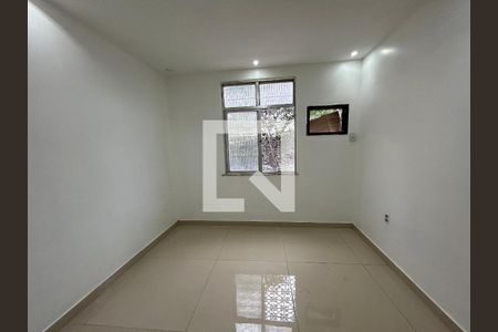 Quarto 1 de casa para alugar com 2 quartos, 100m² em Quintino Bocaiúva, Rio de Janeiro