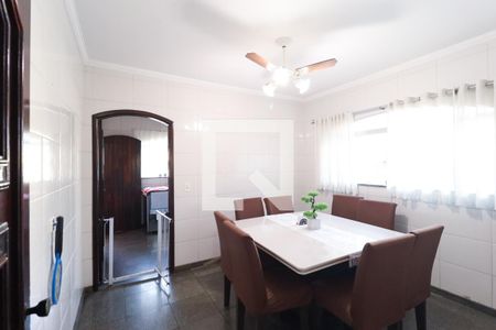 Casa à venda com 4 quartos, 258m² em Jardim Leonor Mendes de Barros, São Paulo