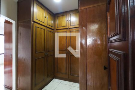 Casa à venda com 4 quartos, 258m² em Jardim Leonor Mendes de Barros, São Paulo