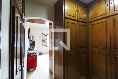 Casa à venda com 4 quartos, 258m² em Jardim Leonor Mendes de Barros, São Paulo