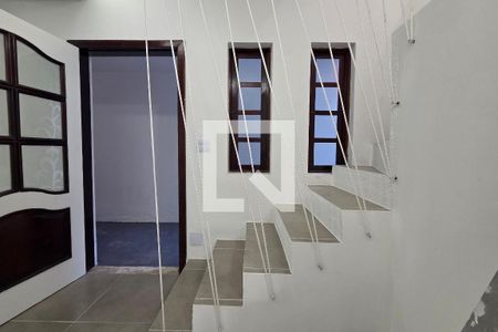 Sala de casa para alugar com 3 quartos, 197m² em Canto do Forte, Praia Grande