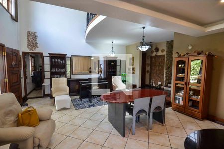 Sala de apartamento à venda com 4 quartos, 257m² em Grajaú, Rio de Janeiro